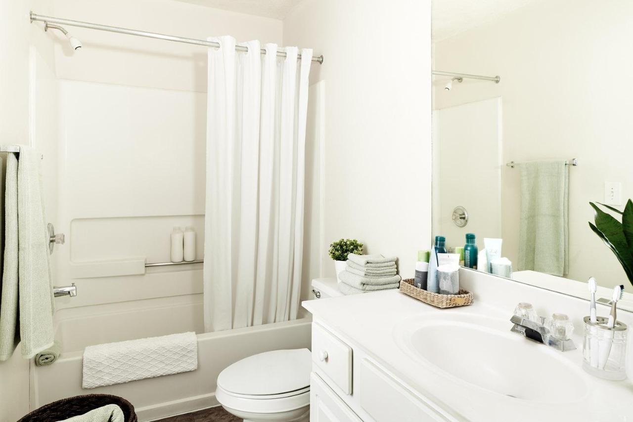 Intown Suites Extended Stay Chicago Il - Oakbrook Villa Park Экстерьер фото